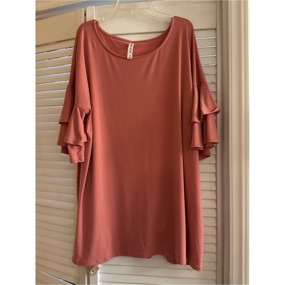 Zenana Outfitters peach color Ruffle-Sleeve Tunic Top